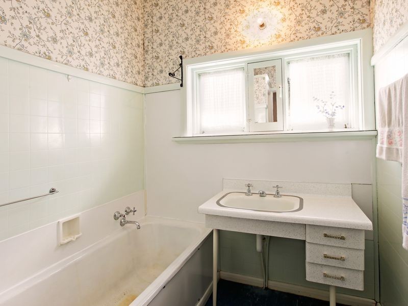 349 Autumn Street, Newtown VIC 3220