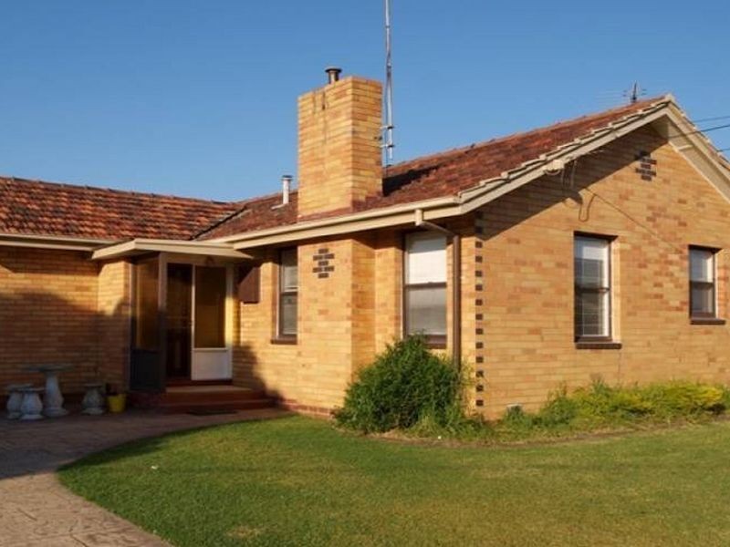 29 Dearborn Parade, Corio VIC 3214