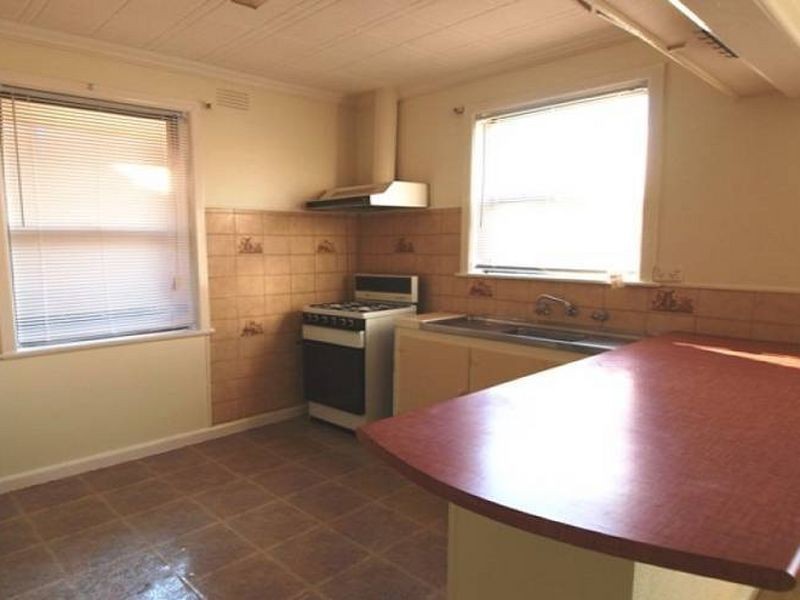 29 Dearborn Parade, Corio VIC 3214