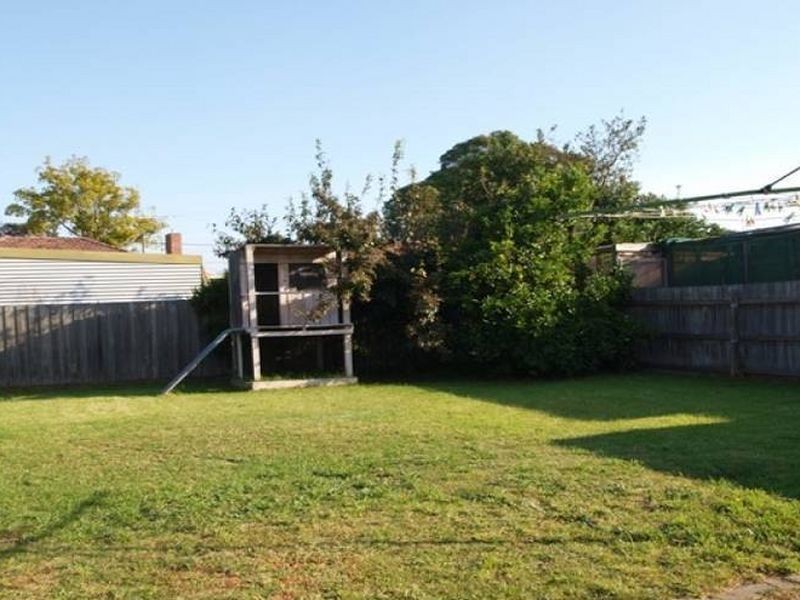 29 Dearborn Parade, Corio VIC 3214