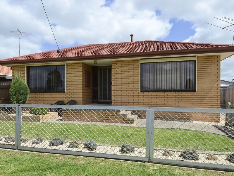 8 Banksia Square, Corio VIC 3214