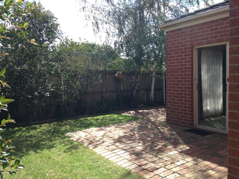 32 Rix Street, Herne Hill VIC 3218