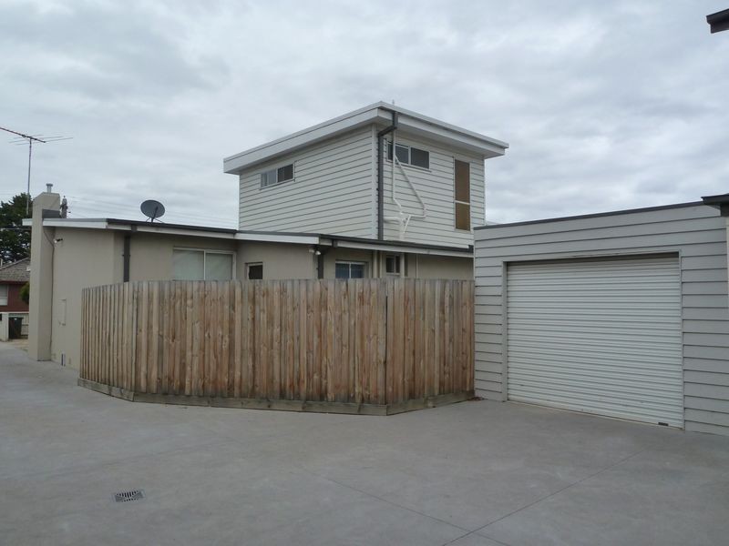 1/30 Willana Avenue, Hamlyn Heights VIC 3215