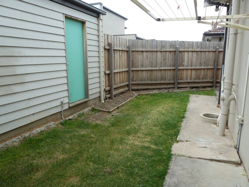 1/30 Willana Avenue, Hamlyn Heights VIC 3215