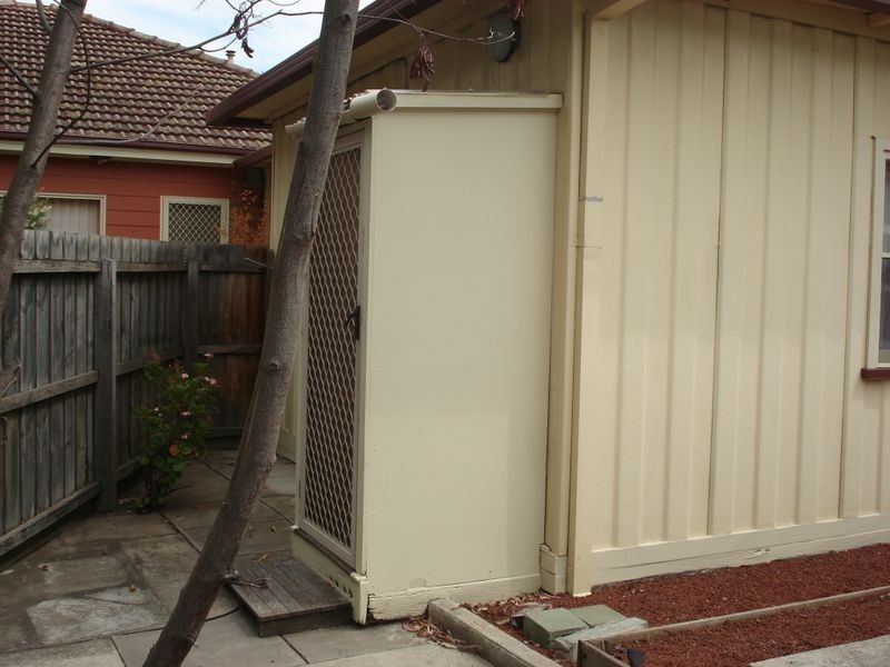 2/356A Aberdeen Street, Manifold Heights VIC 3218