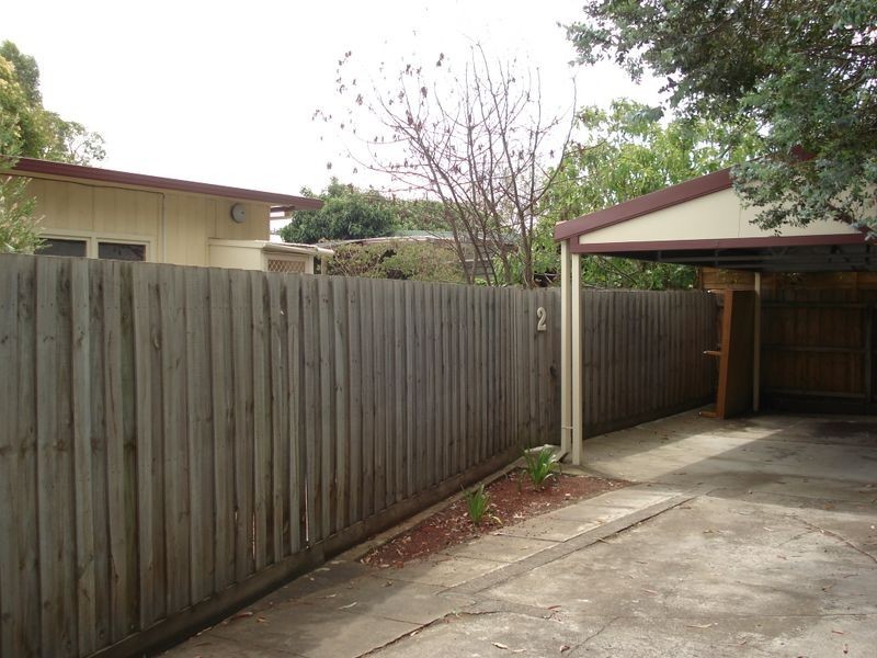 2/356A Aberdeen Street, Manifold Heights VIC 3218