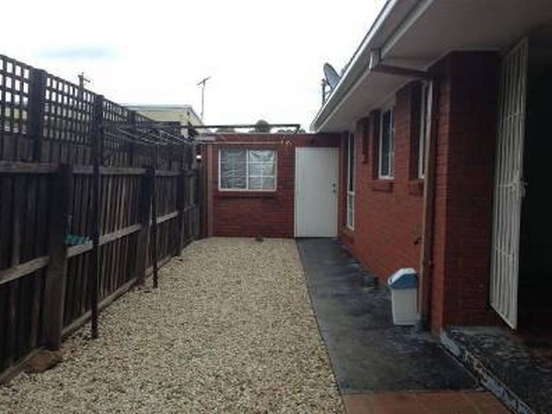 4/28 Cameron Crescent, Lara VIC 3212