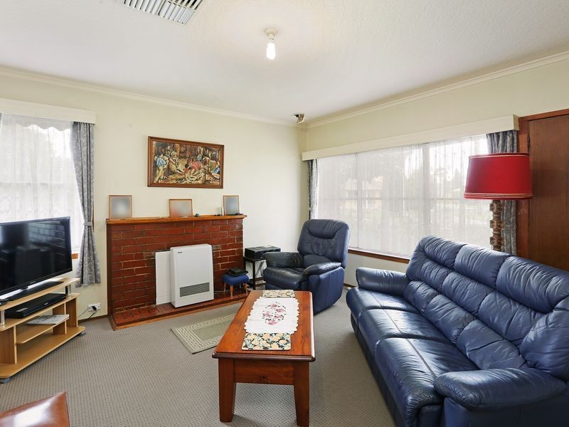 6 Vermont Avenue, Corio VIC 3214