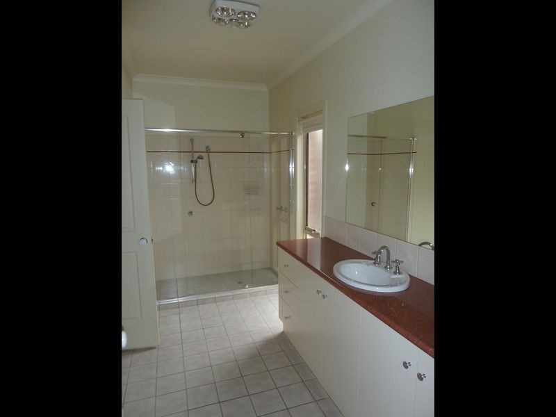 37 Sheridan Street, Hamlyn Heights VIC 3215