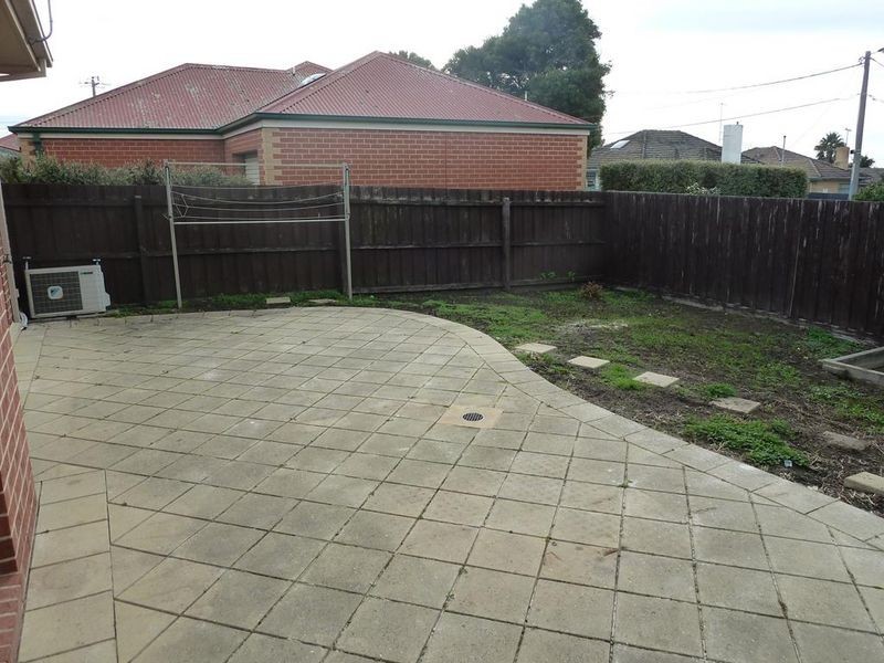 37 Sheridan Street, Hamlyn Heights VIC 3215