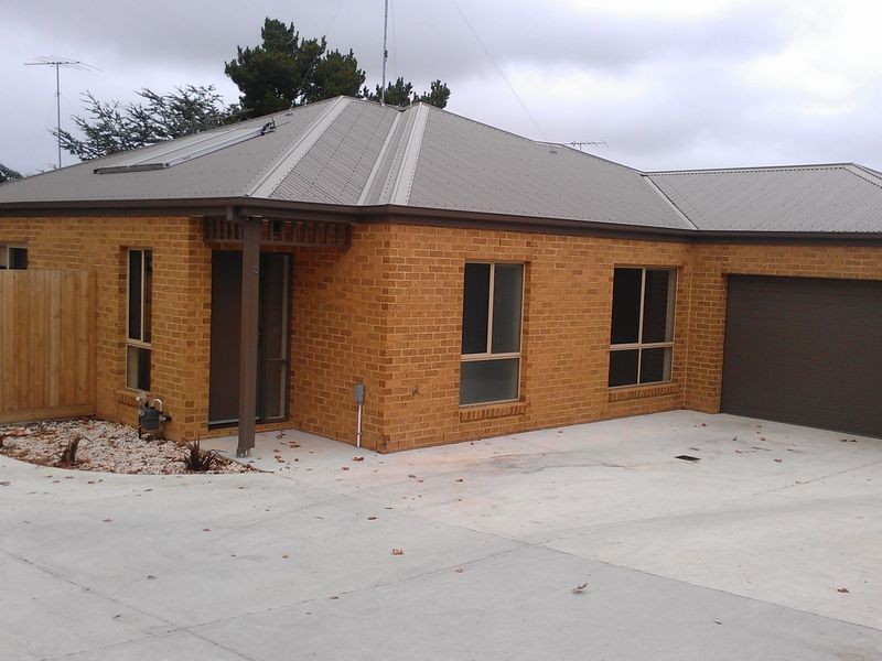 2/42 Torquay Road, Belmont VIC 3216