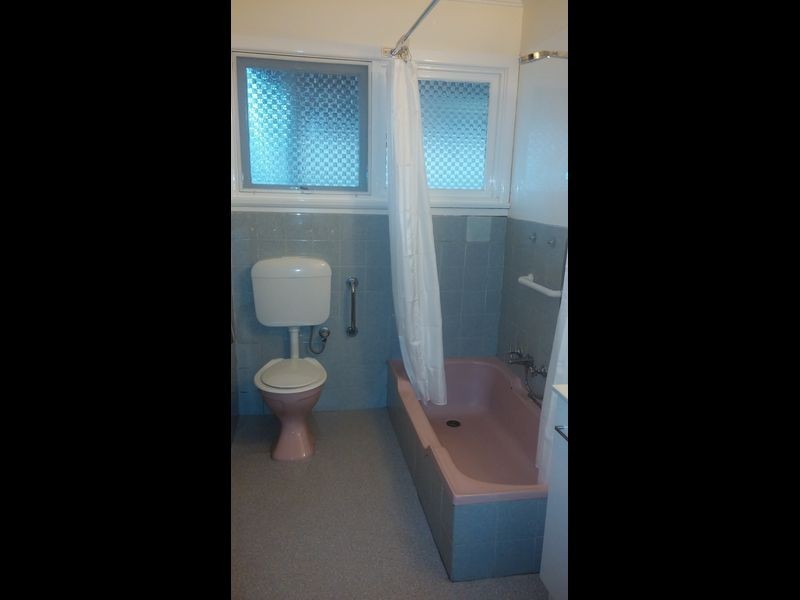 1/166 Autumn Street, Geelong West VIC 3218