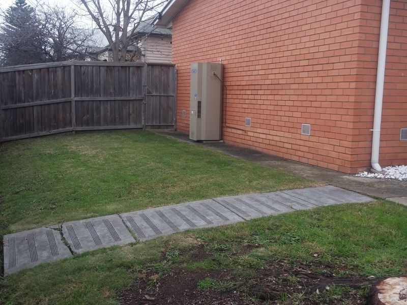 1/166 Autumn Street, Geelong West VIC 3218