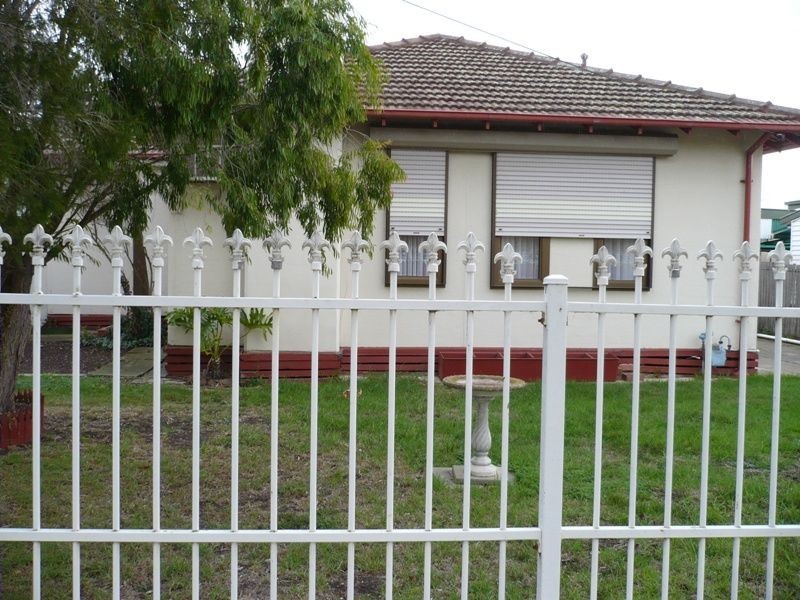 11 Moa Street, Norlane VIC 3214
