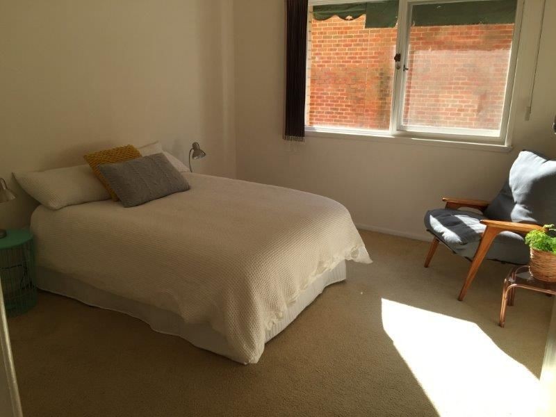 2/17A The Esplanade, Geelong VIC 3220