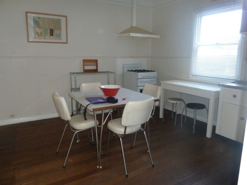 2/178A Autumn Street, Geelong West VIC 3218