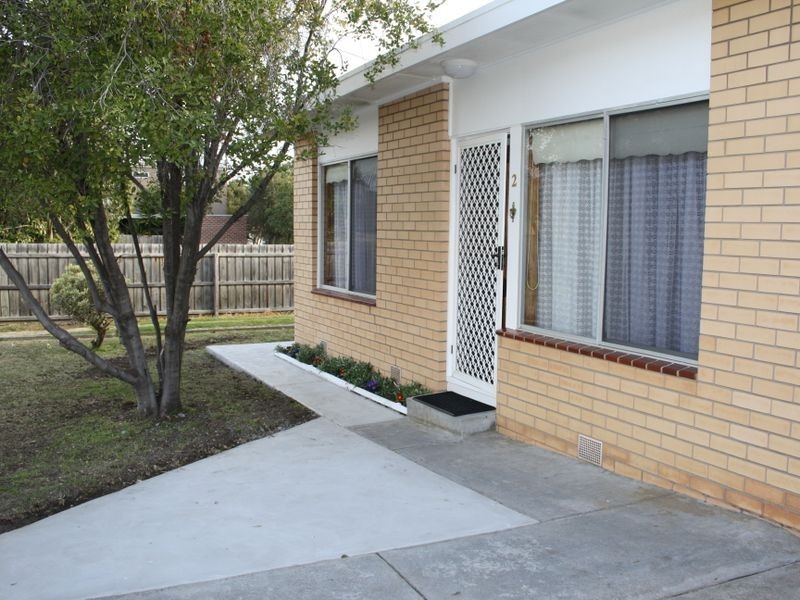 2/57 Bond Street, Newtown VIC 3220