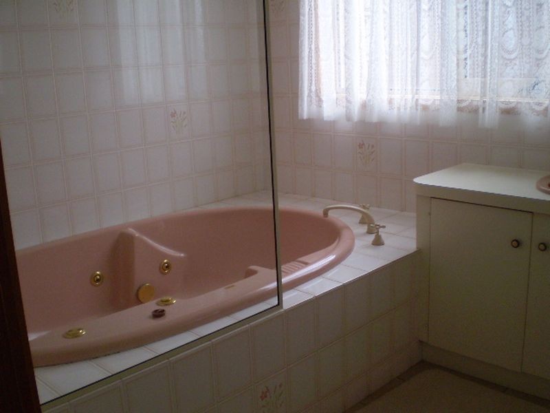 27 Ruhamah Avenue, Bell Post Hill VIC 3215