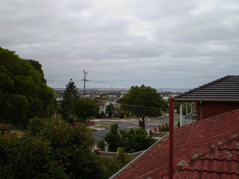 27 Ruhamah Avenue, Bell Post Hill VIC 3215