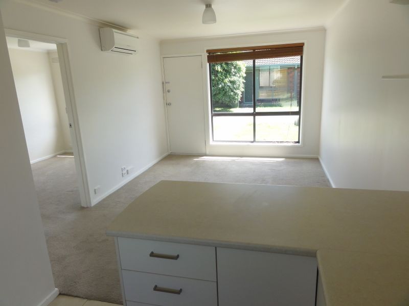 2/220 Wilsons Road, Whittington VIC 3219