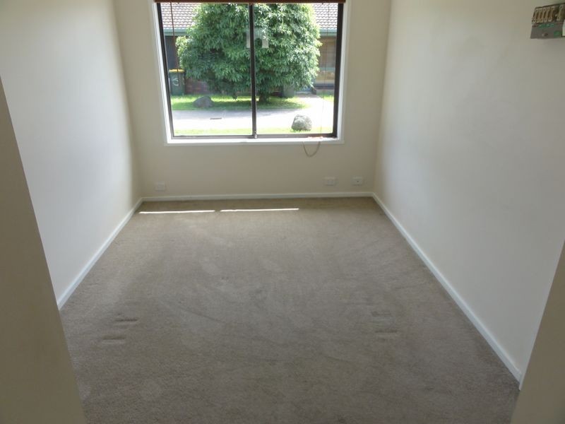2/220 Wilsons Road, Whittington VIC 3219