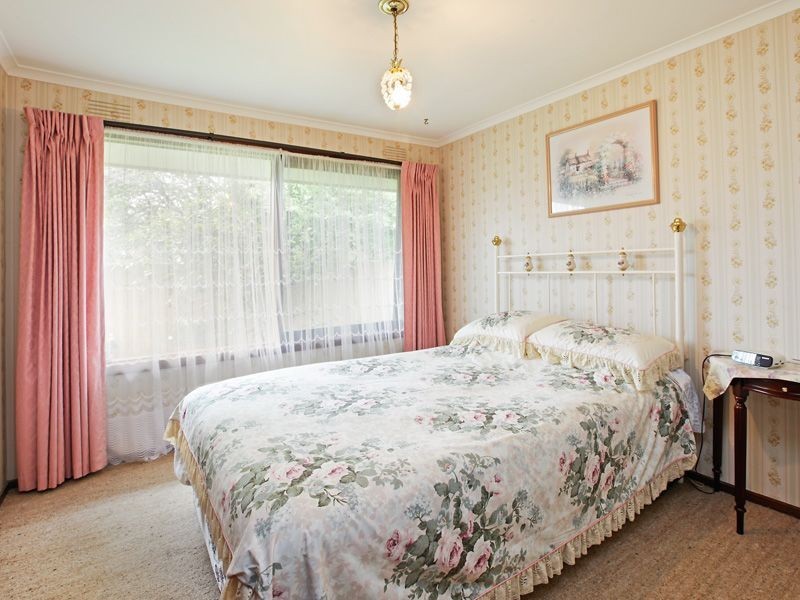 2 Jarrah Place, Belmont VIC 3216