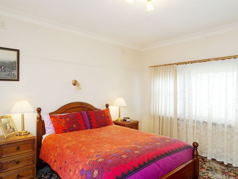 1/6 Torquay Road, Belmont VIC 3216