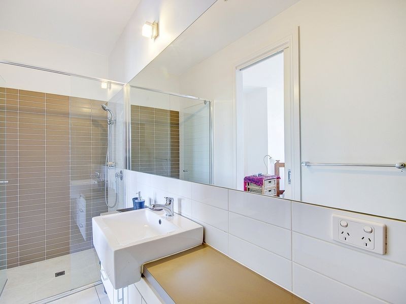 12/94-96 Mercer Street, Geelong VIC 3220