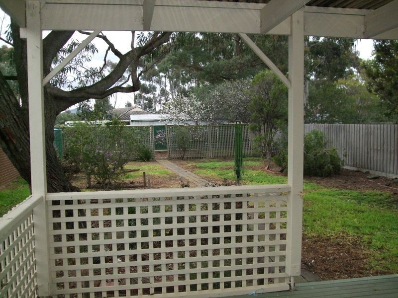 50 Smeaton Close, Lara VIC 3212