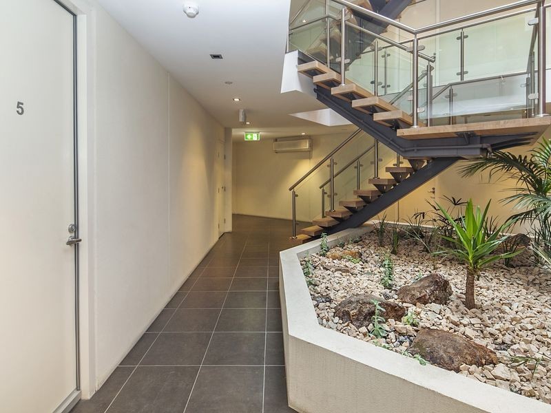 5/96 Mercer Street, Geelong VIC 3220