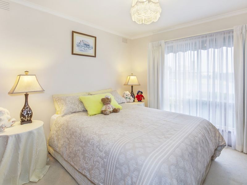 5 McGill Court, St Albans Park VIC 3219