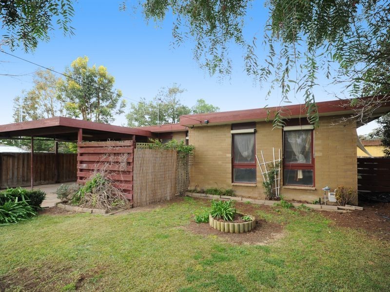 1 Jan Court, Lara VIC 3212