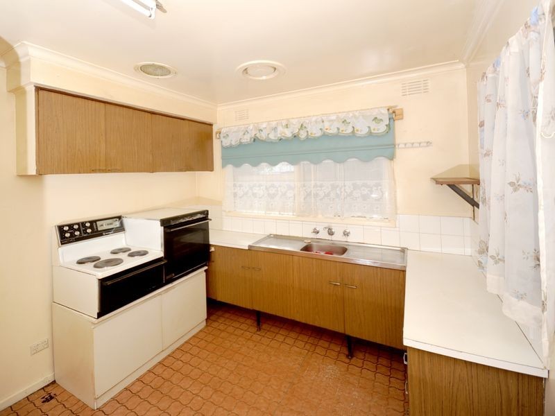 1 Jan Court, Lara VIC 3212