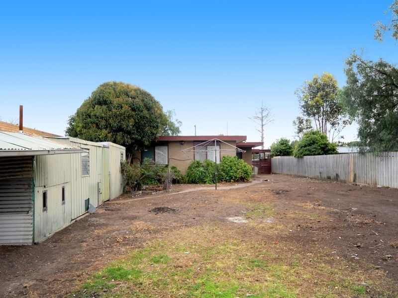 1 Jan Court, Lara VIC 3212