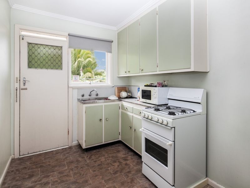 1 – 4/24 Bostock Avenue, Manifold Heights VIC 3218