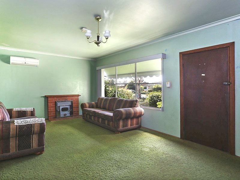 33 Canadian Parade, Corio VIC 3214