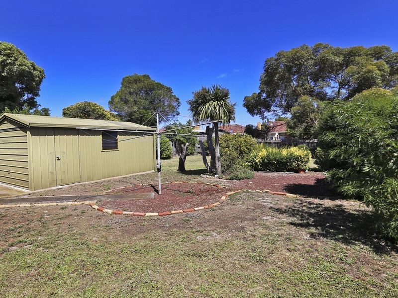 33 Canadian Parade, Corio VIC 3214