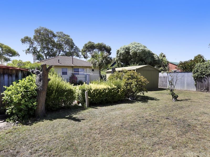 33 Canadian Parade, Corio VIC 3214