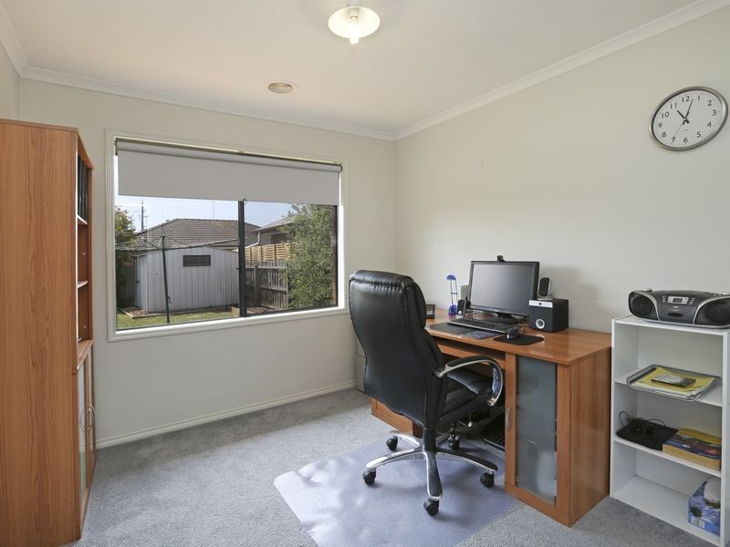 3 Sherman Court, Lovely Banks VIC 3221