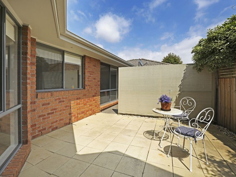 3 Sherman Court, Lovely Banks VIC 3221