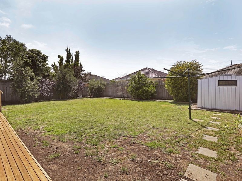 3 Sherman Court, Lovely Banks VIC 3221