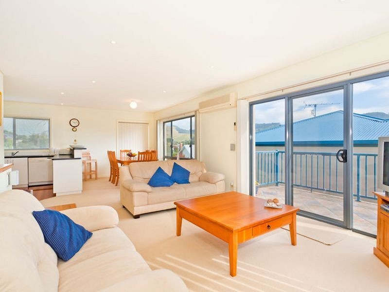 4/47 Nelson Street, Apollo Bay VIC 3233