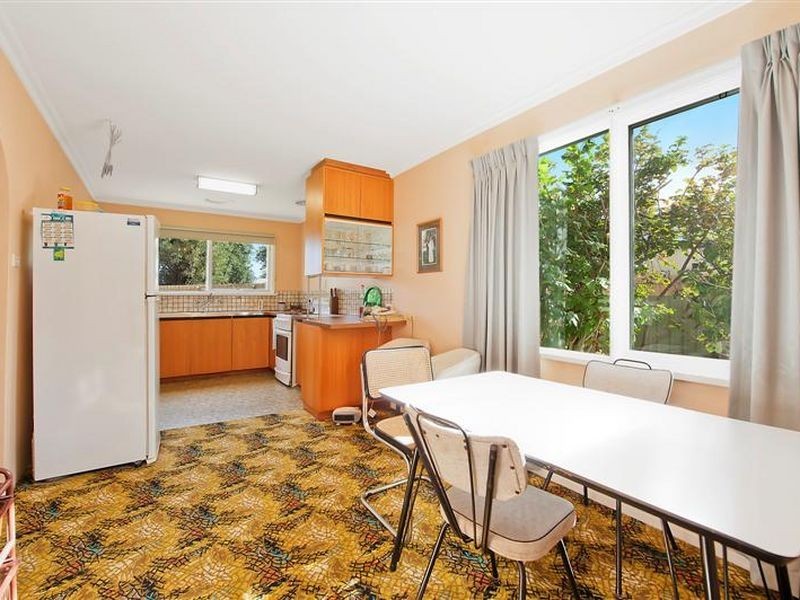 32 Montrose Avenue, Apollo Bay VIC 3233