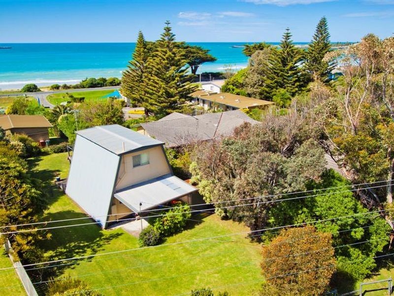12 Casino Avenue, Apollo Bay VIC 3233