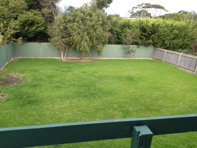 9 Point Avenue, Skenes Creek VIC 3233