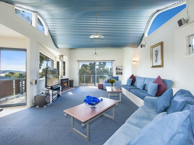 9 a Diana Street, Apollo Bay VIC 3233