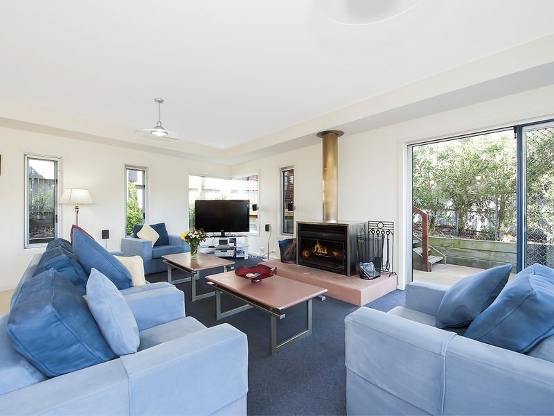 9 a Diana Street, Apollo Bay VIC 3233