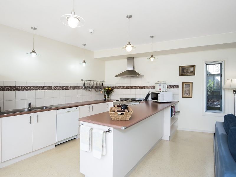 9 a Diana Street, Apollo Bay VIC 3233