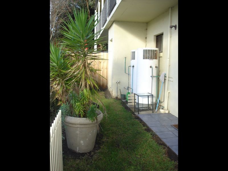 1 Newcombe Street, Marengo VIC 3233