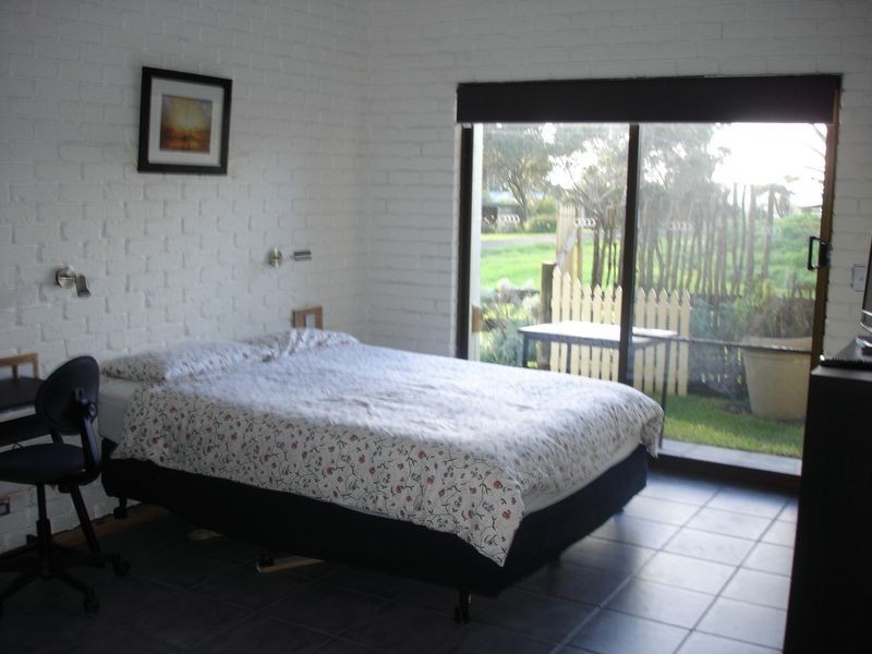1 Newcombe Street, Marengo VIC 3233